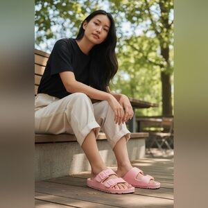 NWT Moses Bubble Gum Pink Sandals Slides Women’s 7‑8 EU 37‑38 Vegan Waterproof